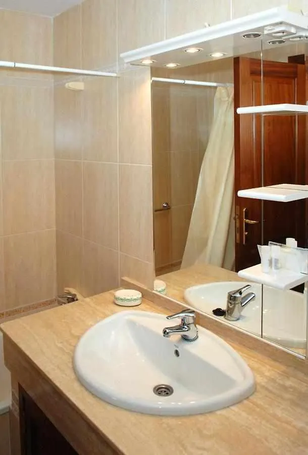 Apartamentos El Charcon Arrieta  0*, Arrieta (Lanzarote)