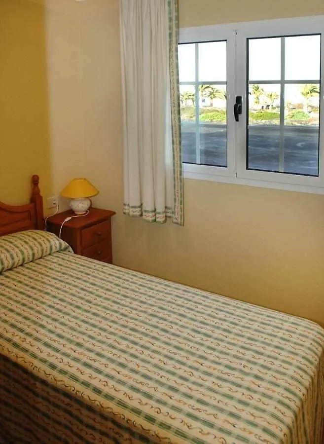 Apartamentos El Charcon Arrieta  Apartment Arrieta (Lanzarote)