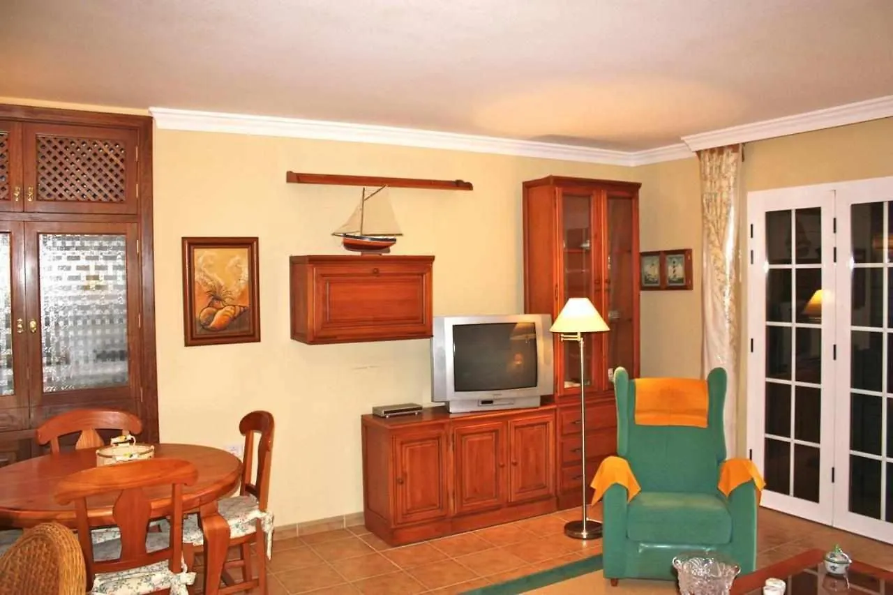Apartment Apartamentos El Charcon Arrieta  Spain